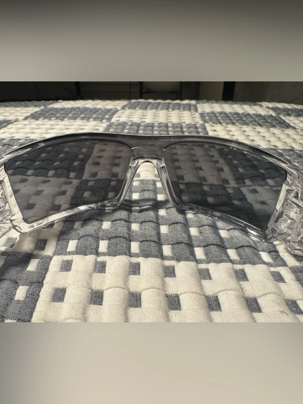 Oakley Oil Rig Sunglasses Clear Crystal Frame Black Shield Lens Y2K Style 2010’s